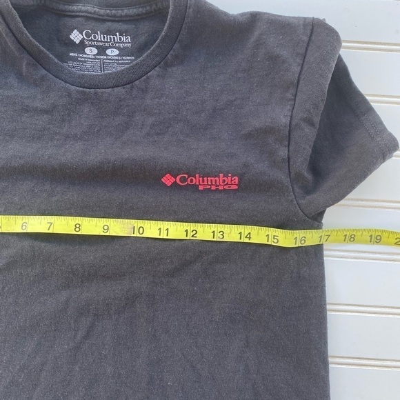 Columbia PHG short sleeve Tshirt Size Small - Picture 5 of 8